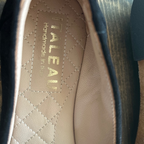 Black Italeau flats size “38” - Picture 4 of 5